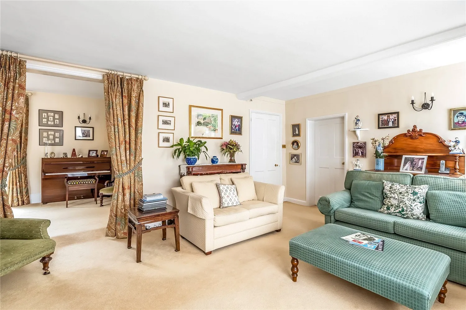 Upper West Street, Reigate, RH2 photo 9