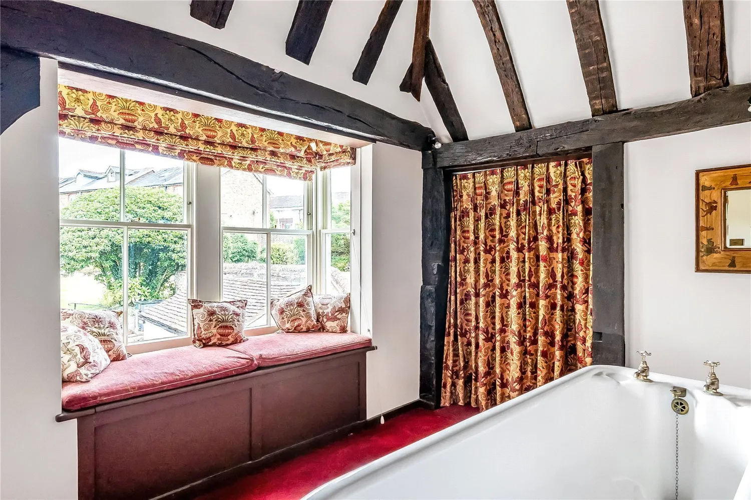 Upper West Street, Reigate, RH2 photo 14