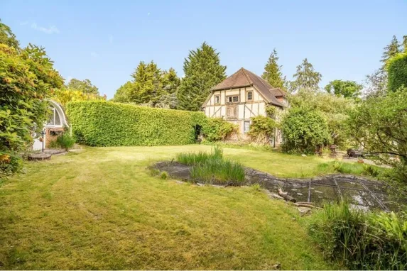 Kennel Lane, Windlesham GU20
