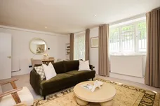 Crescent Grove London SW4 photo 2