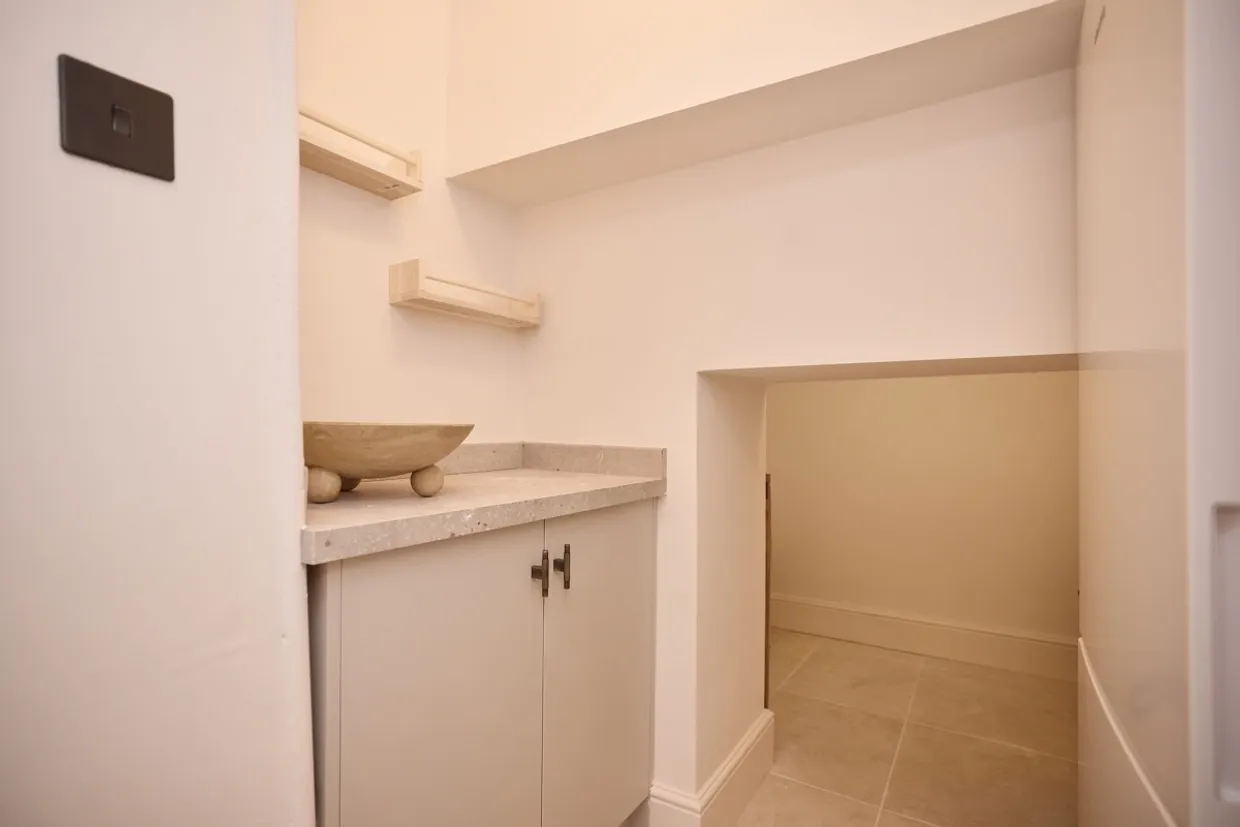 Crescent Grove London SW4 photo 14