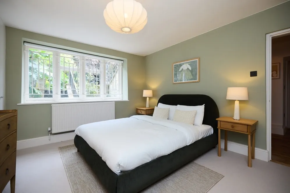 Crescent Grove London SW4 photo 19