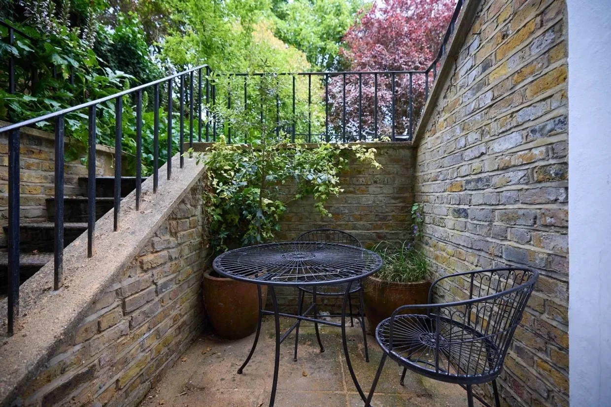 Crescent Grove London SW4 photo 28