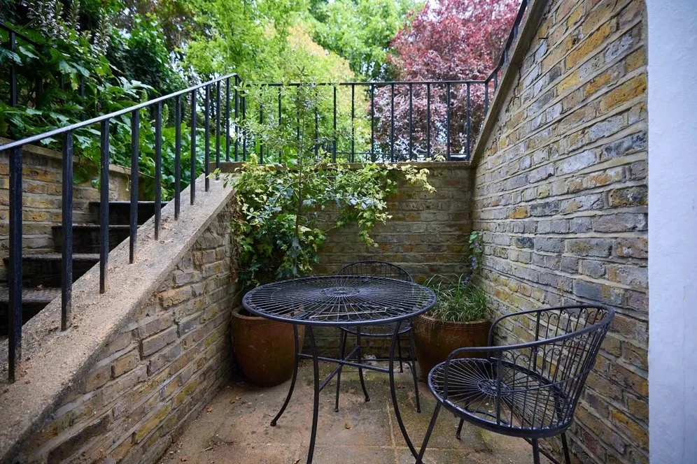 Crescent Grove London SW4 photo 28