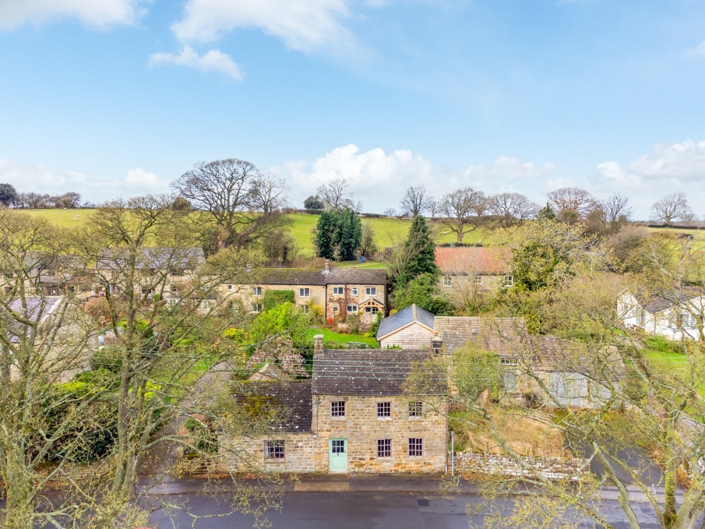 GRANTLEY COTTAGE PROVIDES A UNIQUE REFURBISHMENT OPPORTUNITY Dacre
