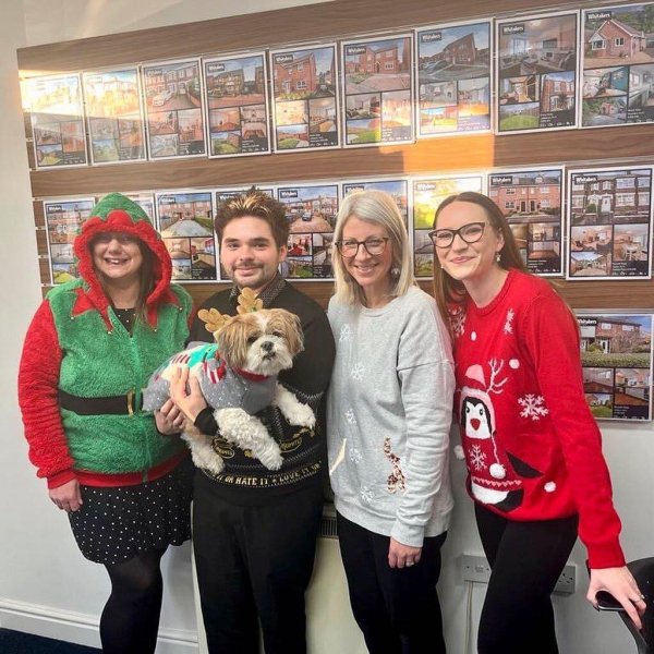 Whitakers’ Christmas Jumper Day 2022! Whitakers Estate Agents Sales and Lettings,Sutton