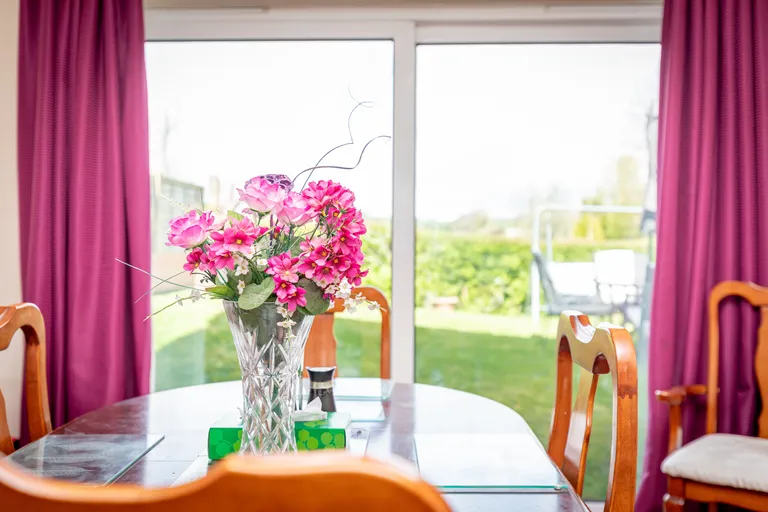 Navigating the Competitive Spring Property Market: Tips for Buyers hero