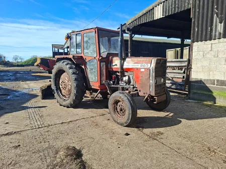 Massey Ferguson MF290
