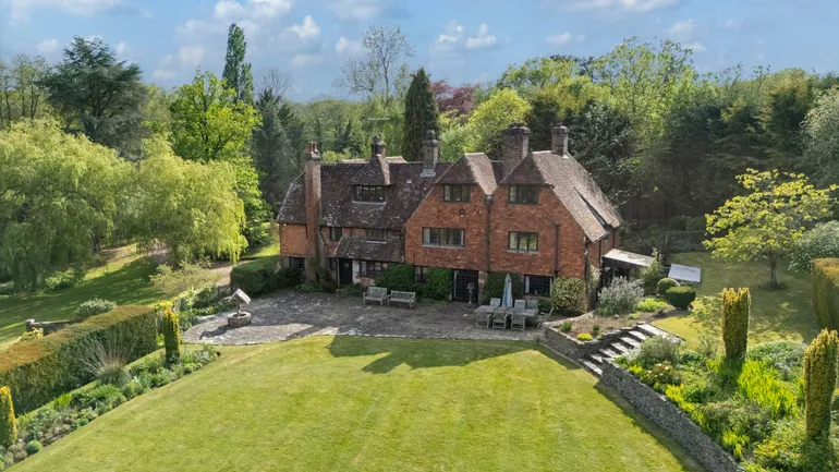Freehold Valuation Calculator: How to Estimate the Cost of Buying Your Freehold