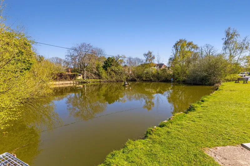 Living in Sherfield-on-Loddon, Hampshire