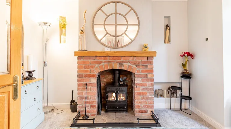 Buying a Grade II Listed Property: What You Need to Know hero